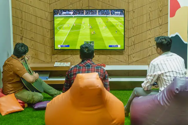 How Do Soccer Video Games Like FIFA Affect Fan Engagement?